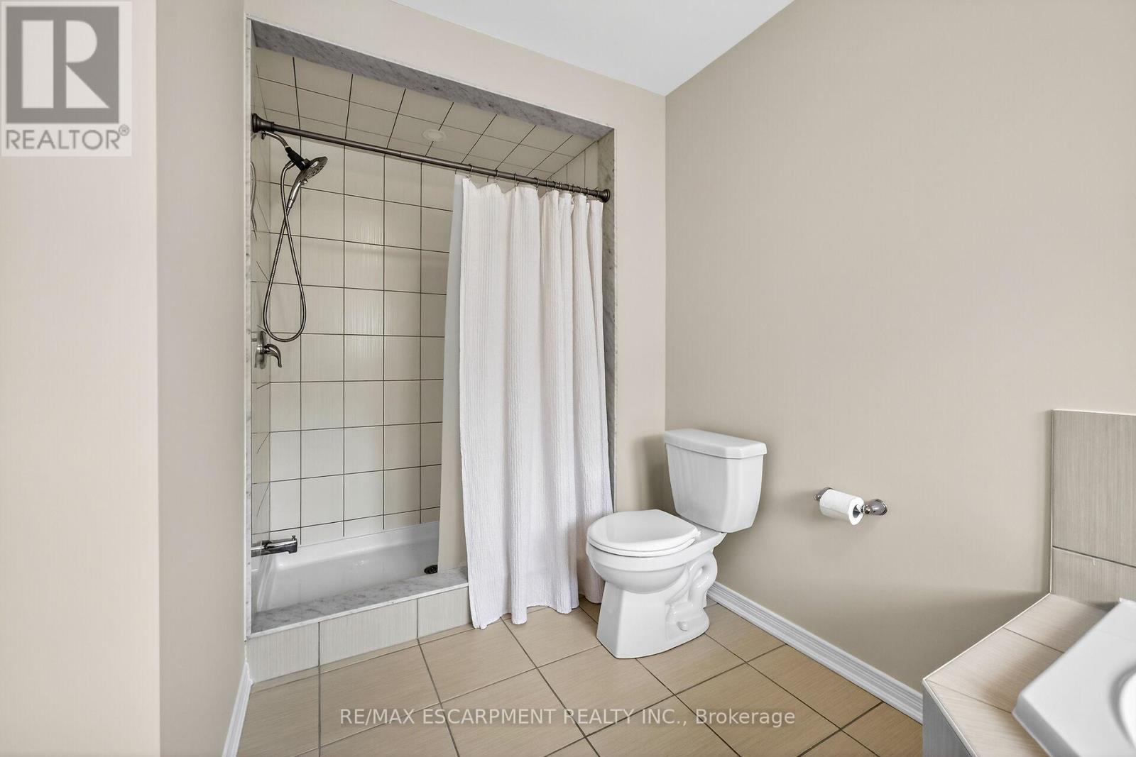 20 Armes Street, Hamilton, Ontario  L0R 1C0 - Photo 33 - X12822144