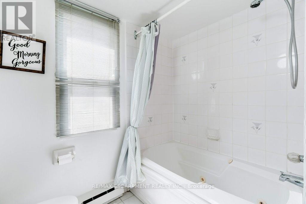 207 - 175 Hunter Street E, Hamilton (Corktown), Ontario  L8N 4E7 - Photo 16 - X12822156