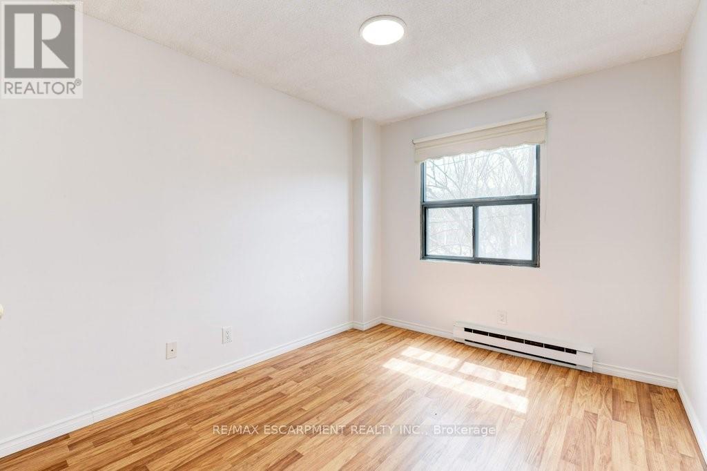 207 - 175 Hunter Street E, Hamilton (Corktown), Ontario  L8N 4E7 - Photo 17 - X12822156