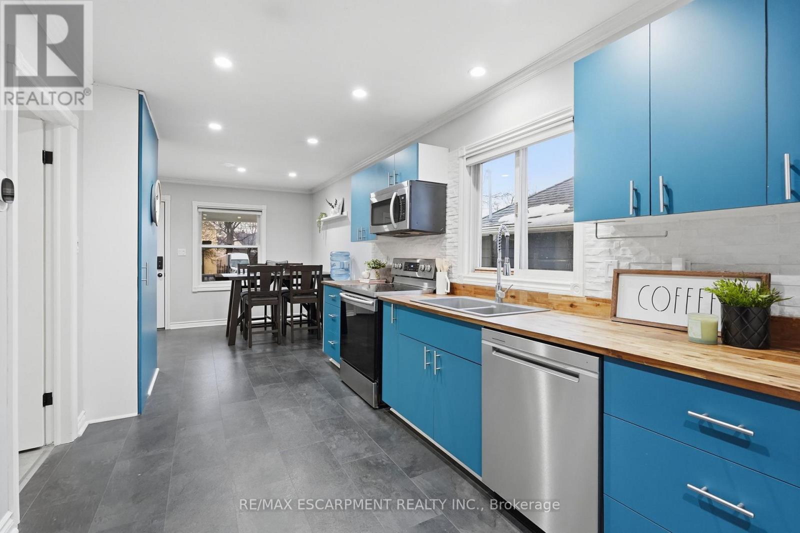 20 Trapnell Street, St. Catharines, Ontario  L2R 1A9 - Photo 10 - X12822242