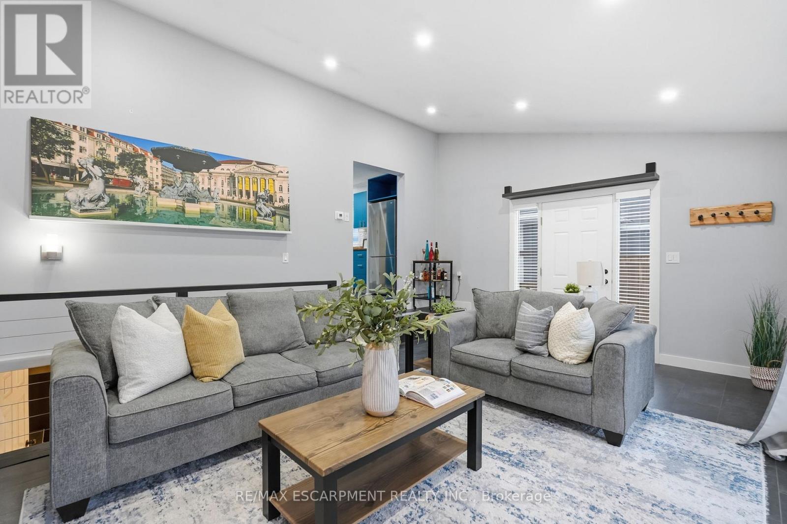 20 Trapnell Street, St. Catharines, Ontario  L2R 1A9 - Photo 16 - X12822242