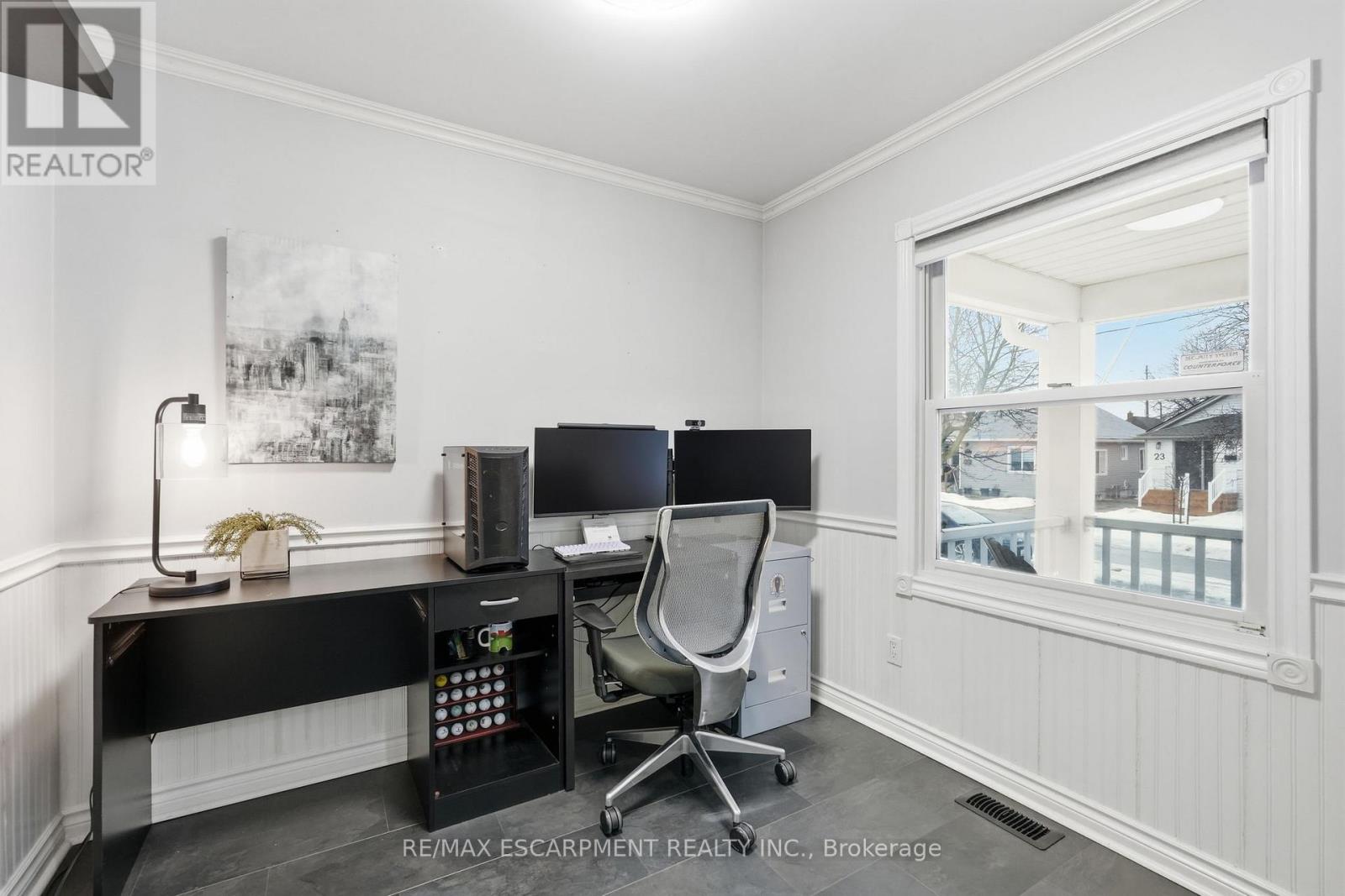 20 Trapnell Street, St. Catharines, Ontario  L2R 1A9 - Photo 20 - X12822242