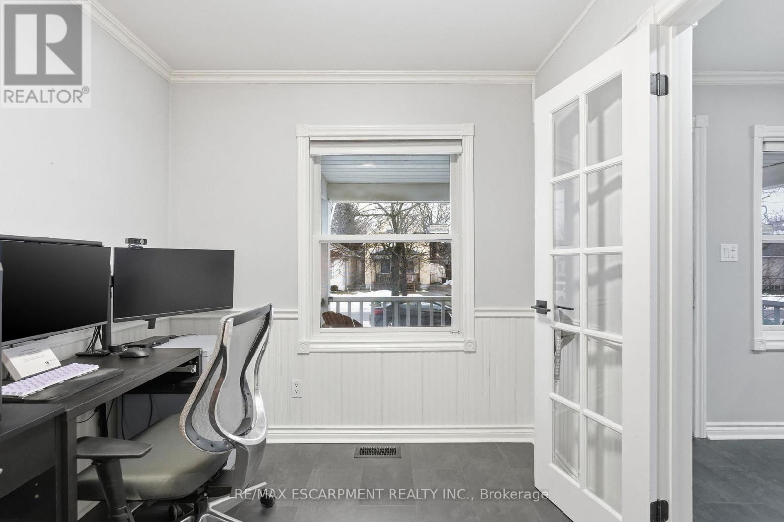 20 Trapnell Street, St. Catharines, Ontario  L2R 1A9 - Photo 21 - X12822242