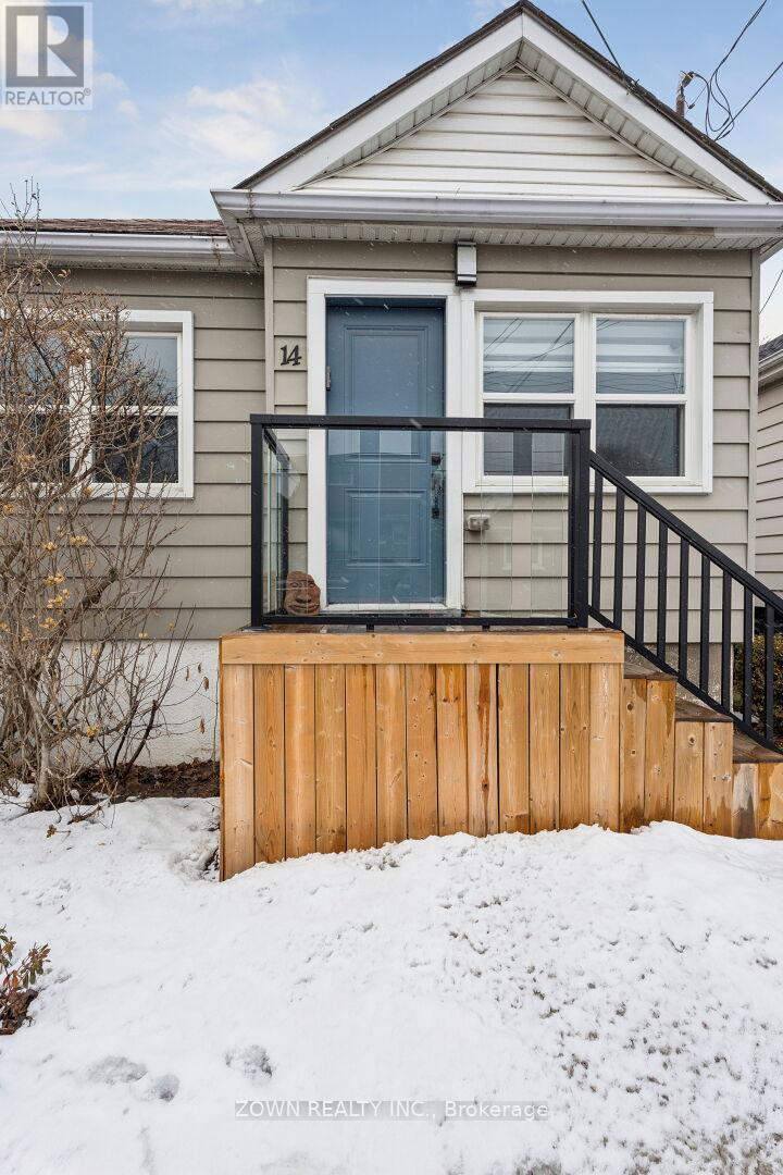 14 East 31st Street, Hamilton, Ontario  L8V 3N7 - Photo 2 - X12822322