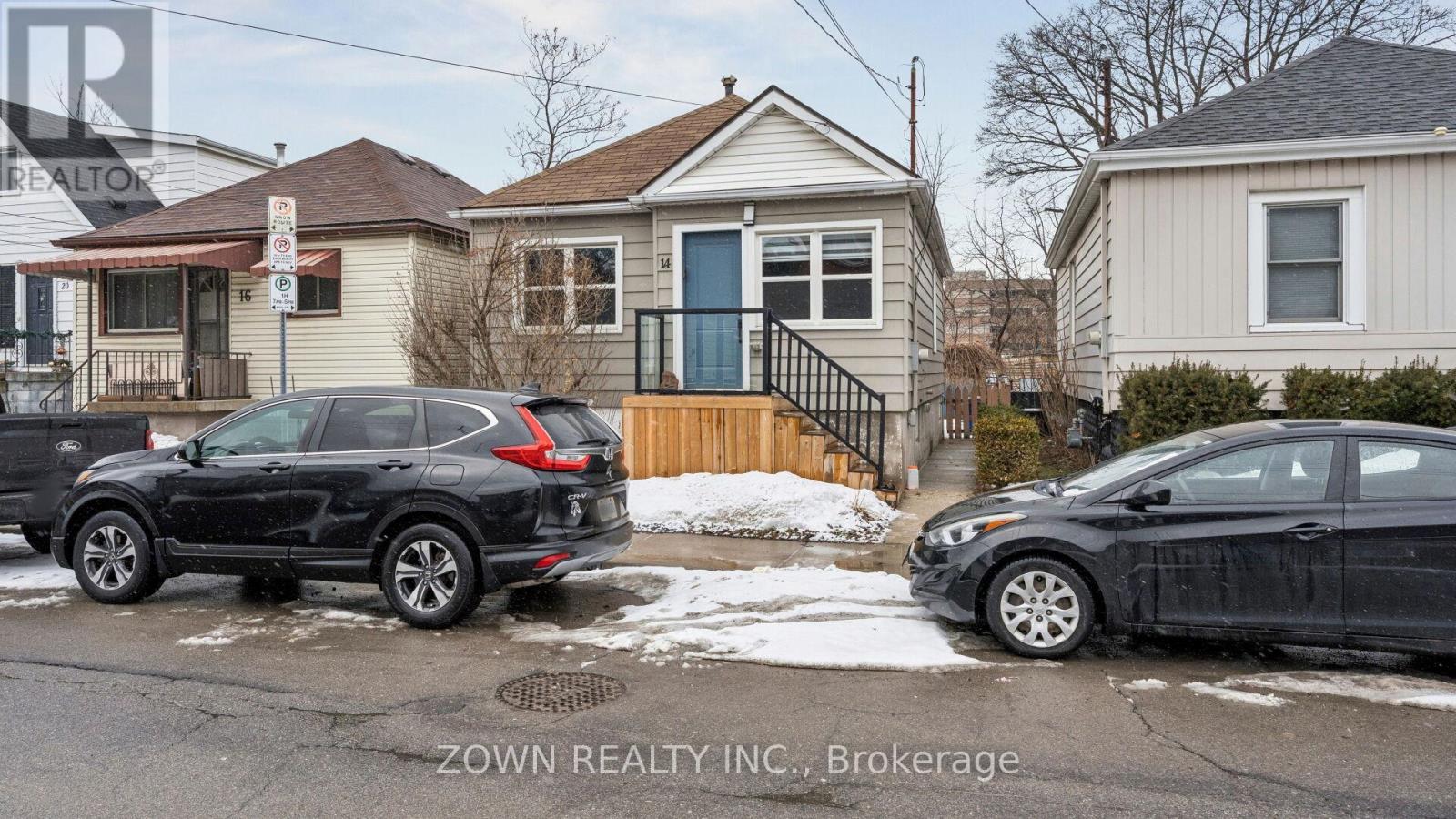 14 East 31st Street, Hamilton, Ontario  L8V 3N7 - Photo 3 - X12822322