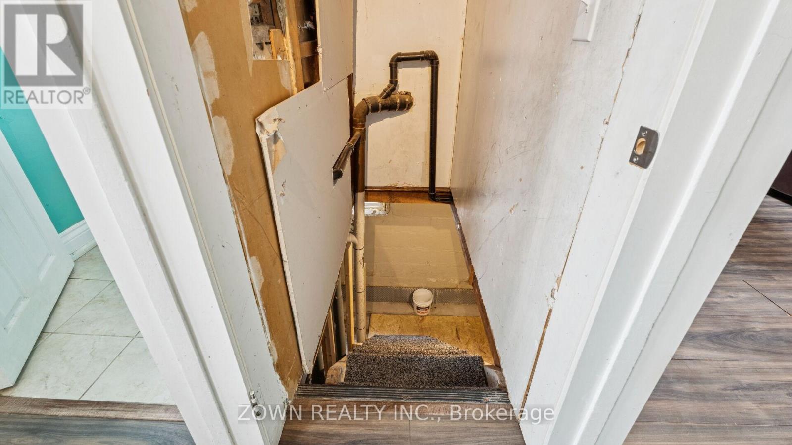 14 East 31st Street, Hamilton, Ontario  L8V 3N7 - Photo 39 - X12822322