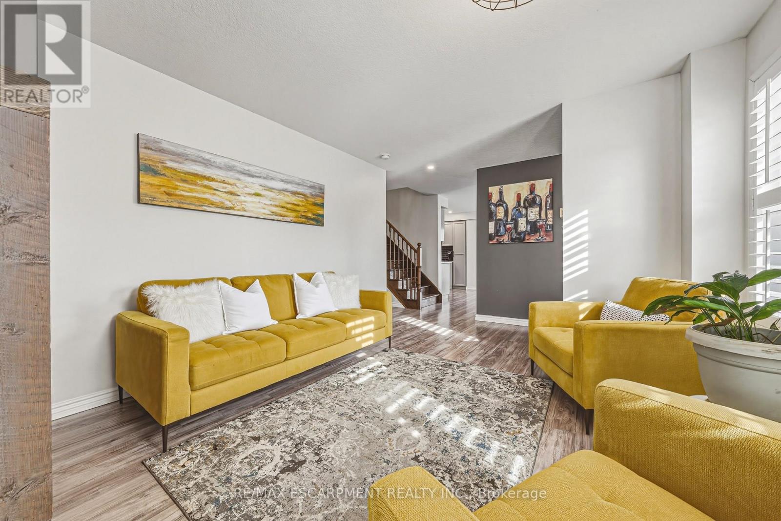 103 Powell Drive, Hamilton, Ontario  L0R 1C0 - Photo 8 - X12822328