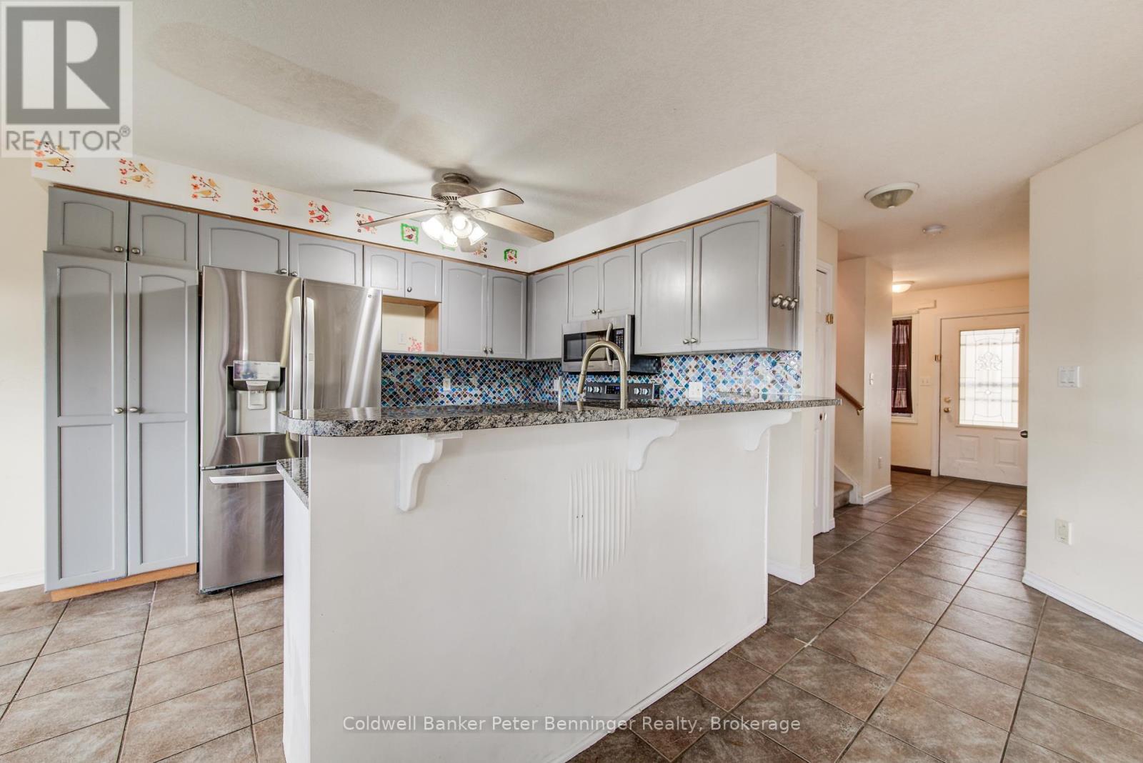 142 Severn Drive, Guelph (Grange Road), Ontario  N1E 7K5 - Photo 15 - X12810988