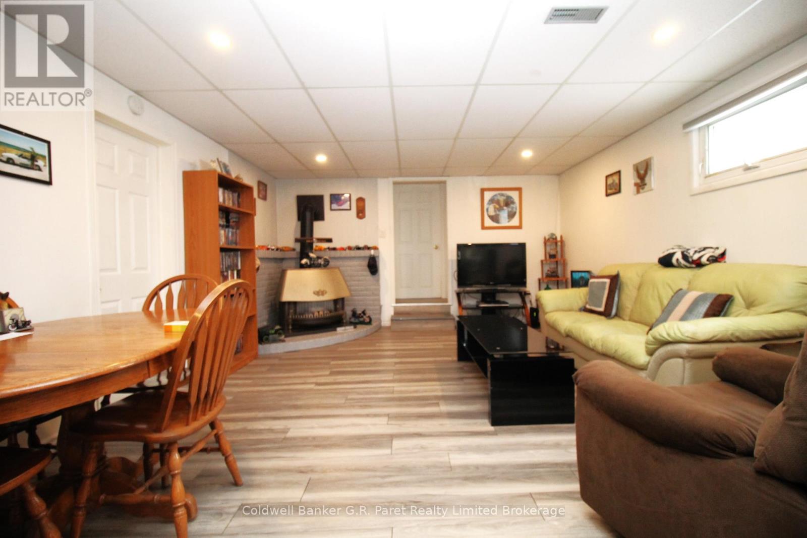 777 James Street, Norfolk, Ontario  N4B 2C9 - Photo 5 - X12822480