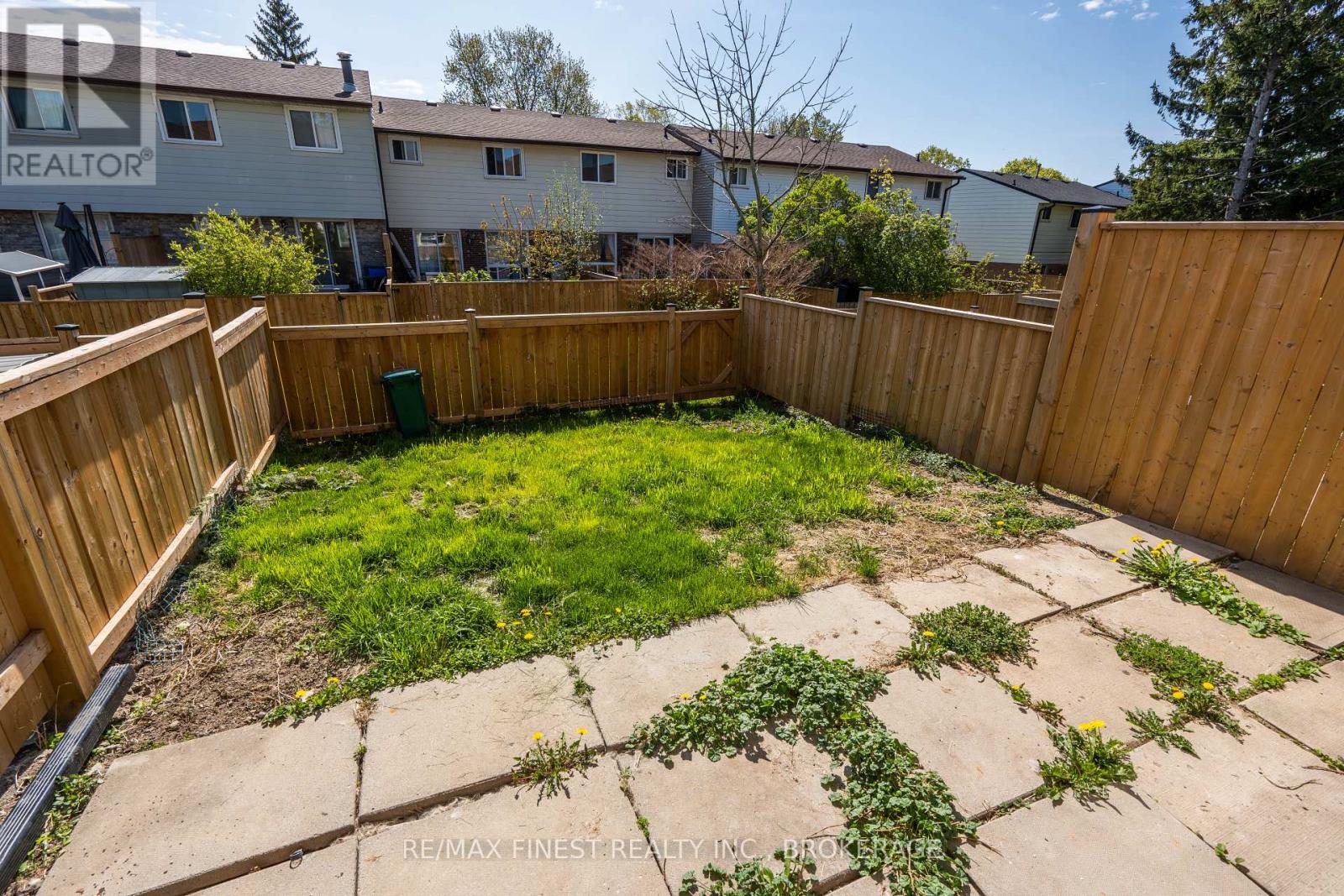 991 Amberdale Crescent, Kingston, Ontario  K7M 6X6 - Photo 4 - X12818812