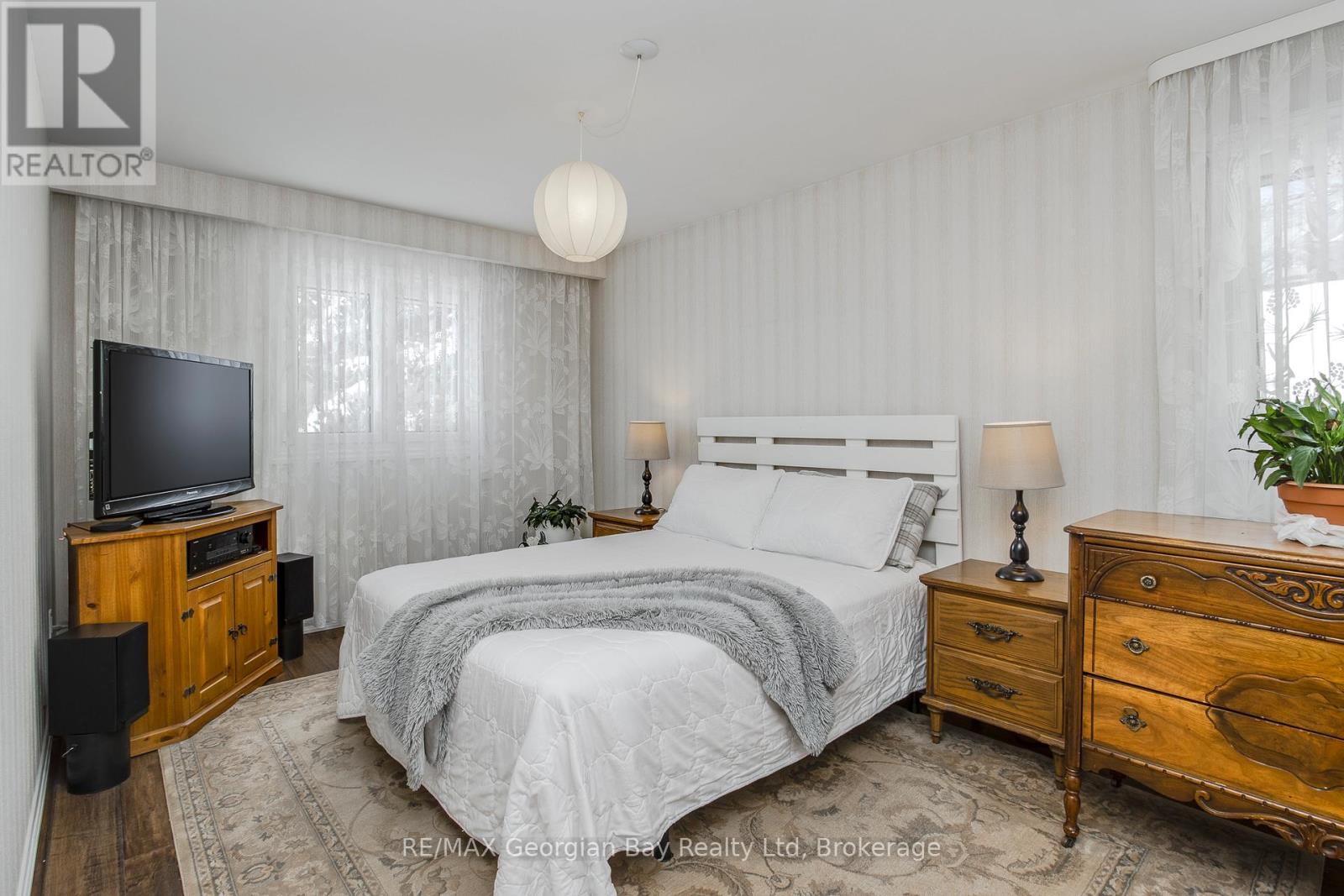 306 Cedar Street, Midland, Ontario  L4R 4M2 - Photo 8 - S12822406