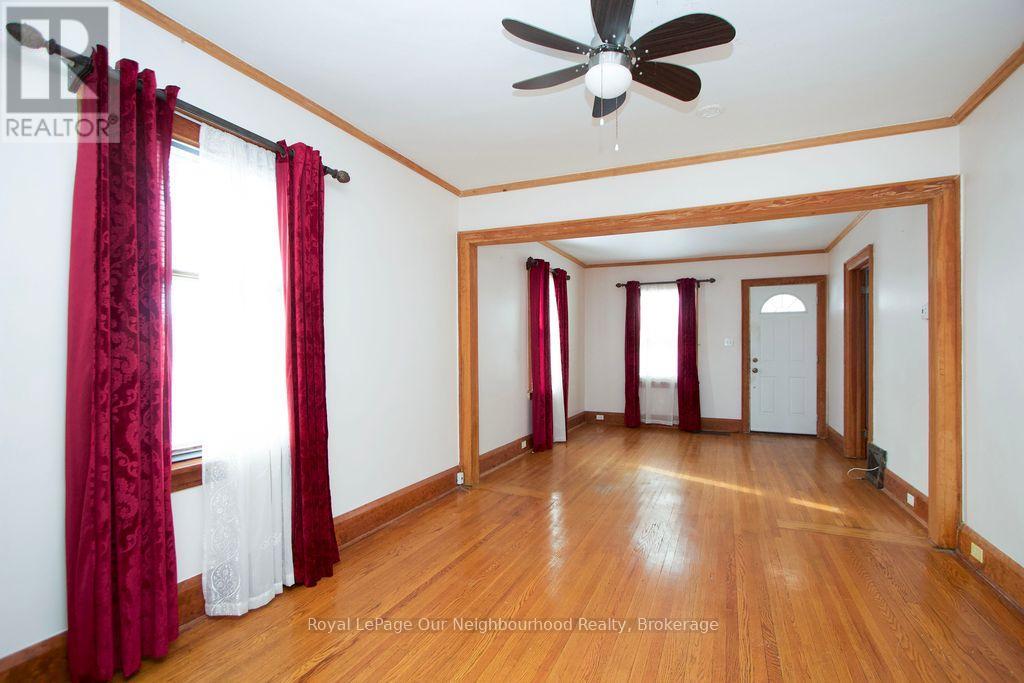 65 Gladstone Avenue, Oshawa, Ontario  L1J 4E4 - Photo 6 - E12822520