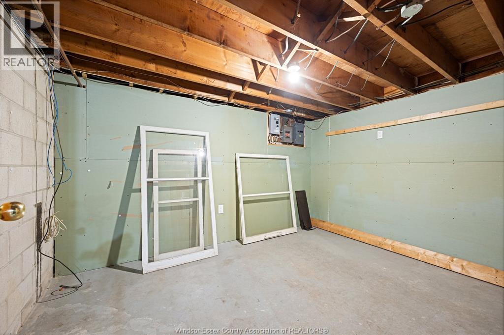 3985 Dougall Ave., Windsor, Ontario  N9G 1X3 - Photo 20 - 25017024