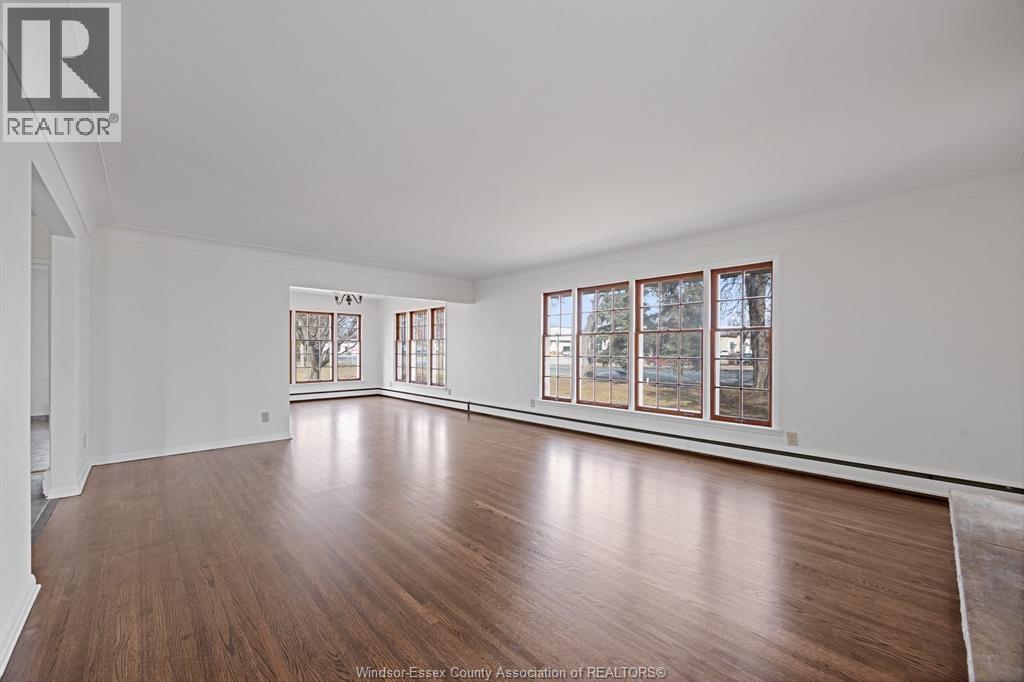 3985 Dougall Ave., Windsor, Ontario  N9G 1X3 - Photo 4 - 25017024