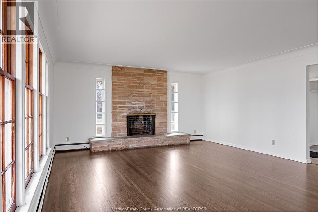 3985 Dougall Ave., Windsor, Ontario  N9G 1X3 - Photo 6 - 25017024