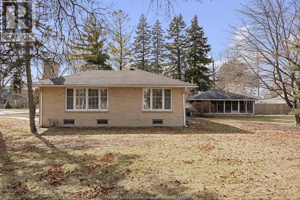 3985 Dougall Ave., Windsor, Ontario  N9G 1X3 - Photo 21 - 25017024