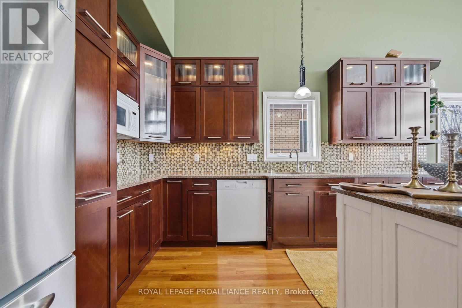 240 Avondale Road, Belleville, Ontario  K8P 0B6 - Photo 20 - X12822484