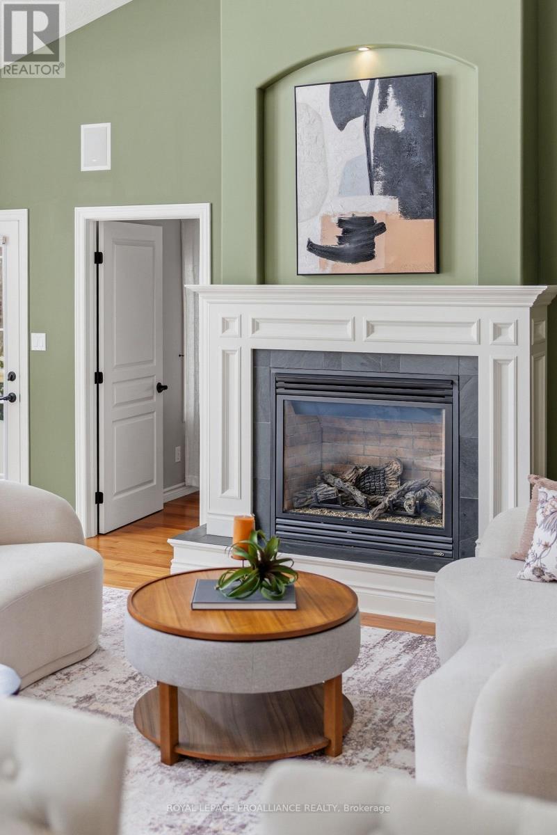 240 Avondale Road, Belleville, Ontario  K8P 0B6 - Photo 25 - X12822484