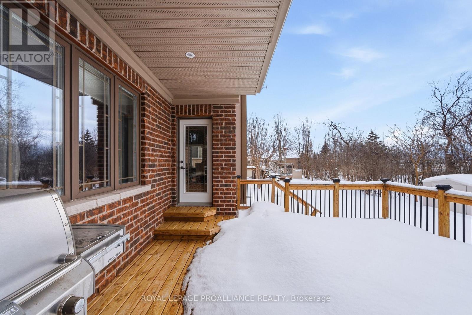 240 Avondale Road, Belleville, Ontario  K8P 0B6 - Photo 47 - X12822484