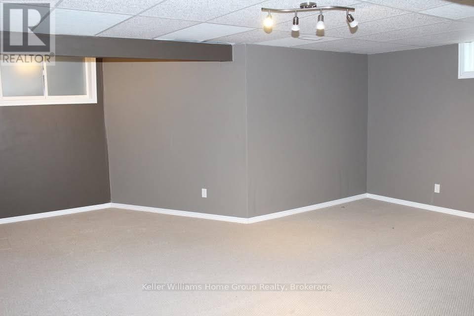 218 Silurian Drive, Guelph, Ontario  N1E 7B9 - Photo 11 - X12822438