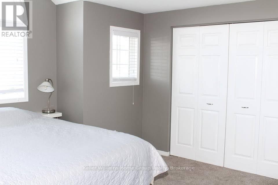 218 Silurian Drive, Guelph, Ontario  N1E 7B9 - Photo 8 - X12822438