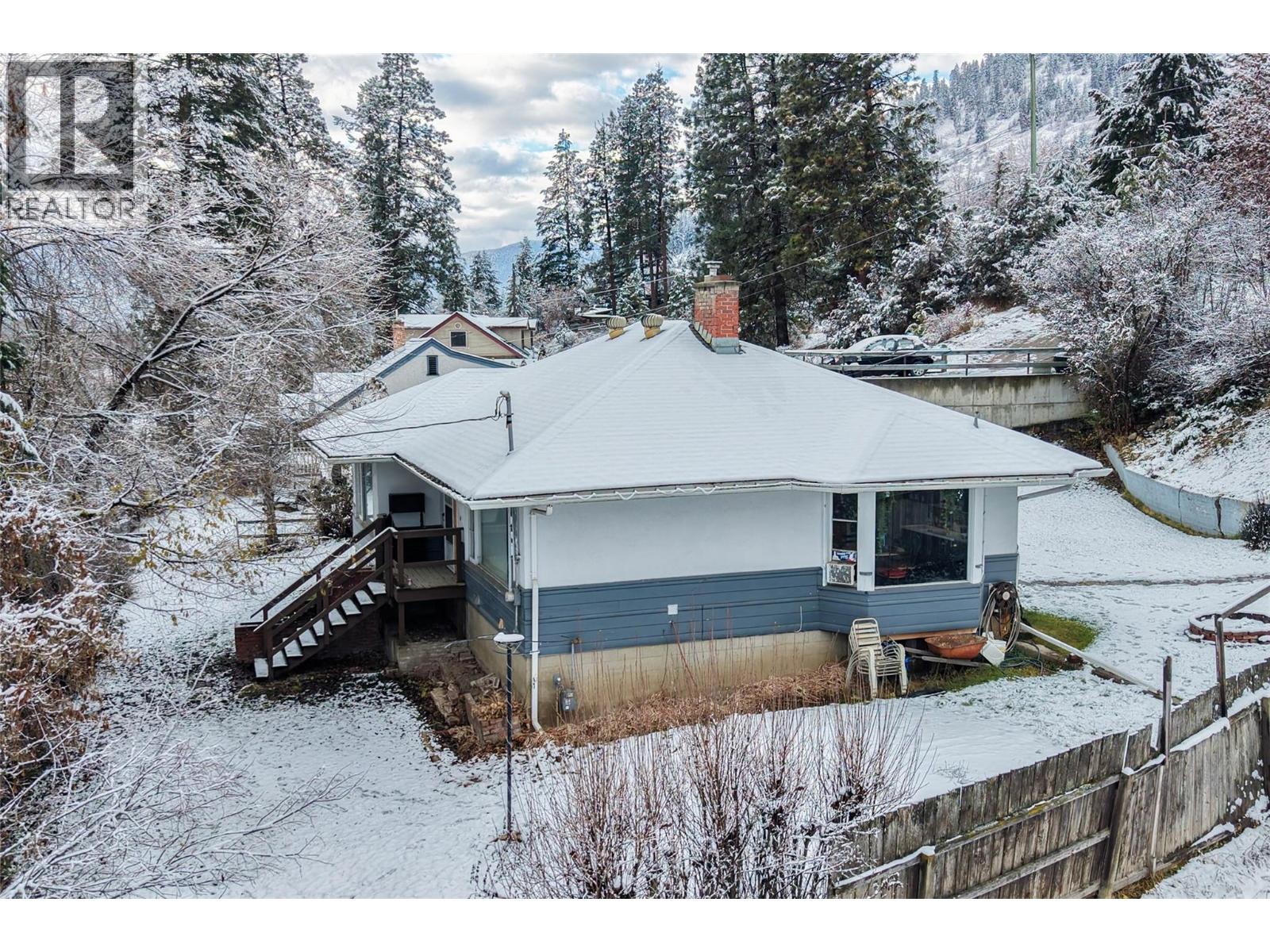 2017 Catt Avenue, Lumby, British Columbia  V0E 2G0 - Photo 49 - 10370379