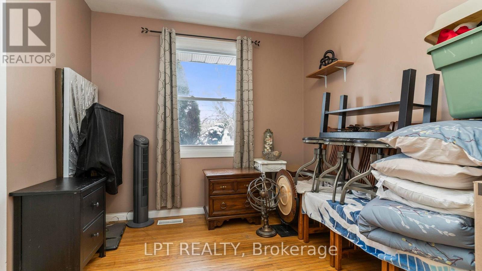 Photo 18 of 38 for 631 Elm Street