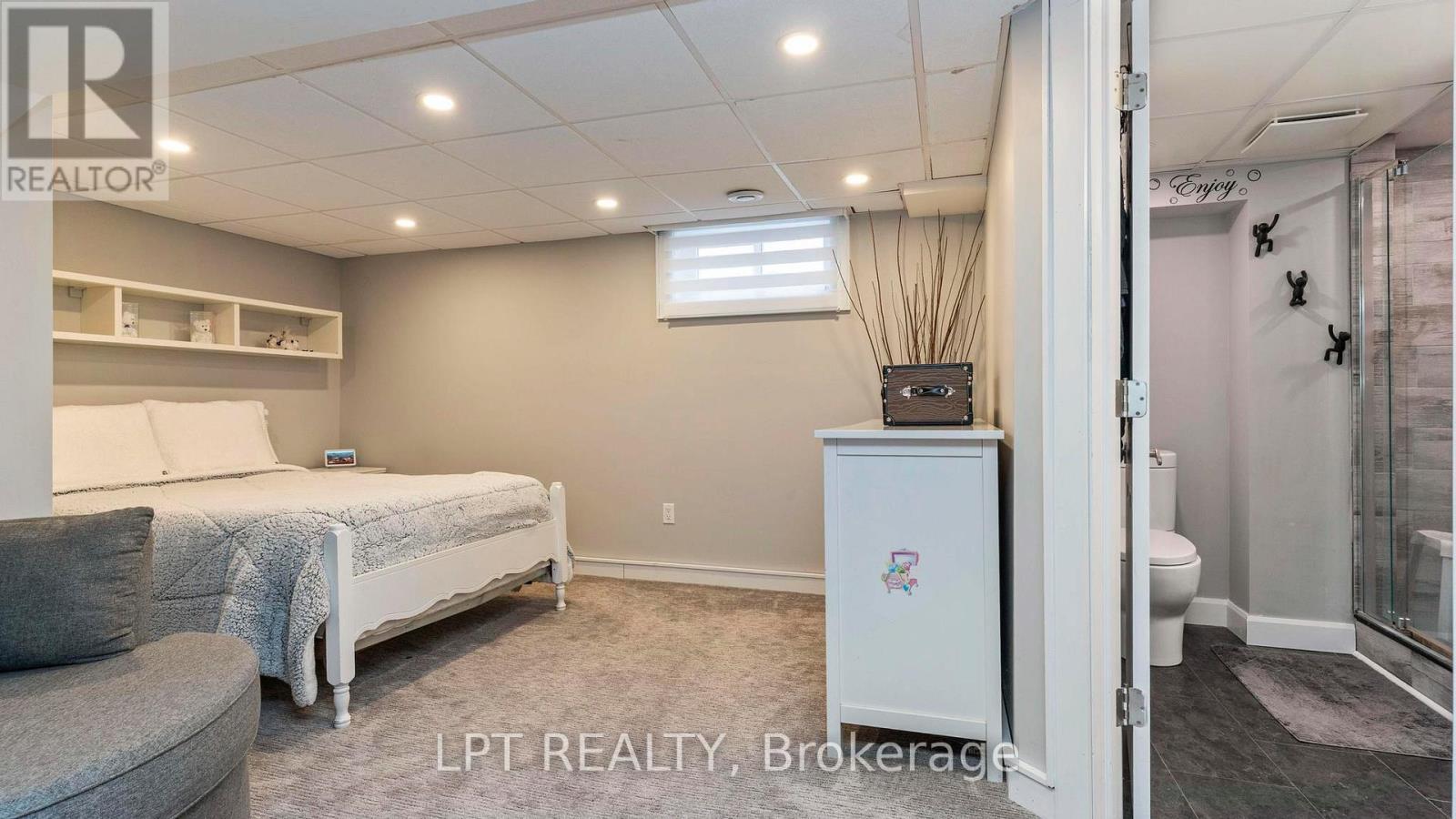 Photo 22 of 38 for 631 Elm Street