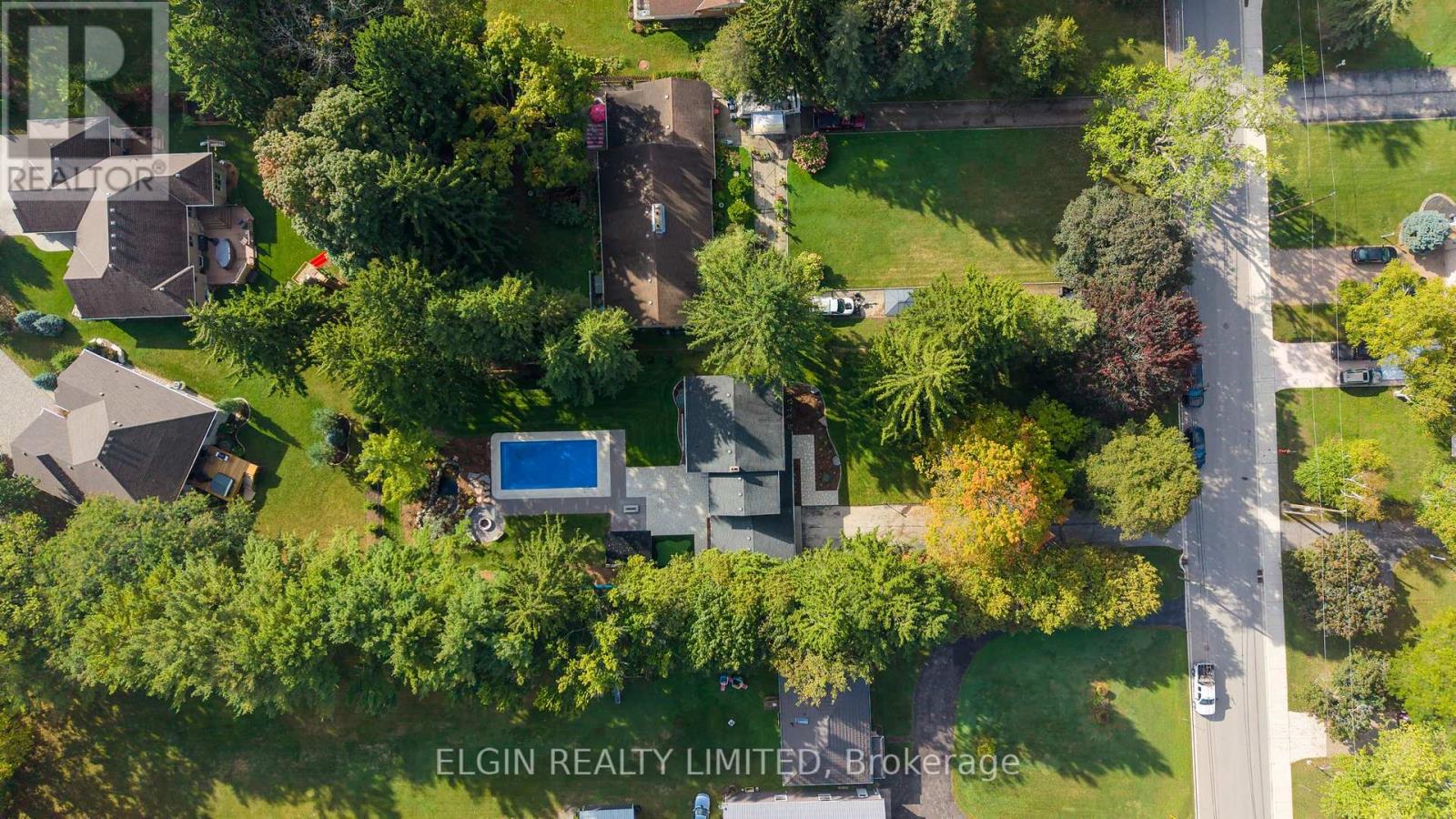 67 Crescent Avenue, Central Elgin, Ontario  N5P 2K3 - Photo 3 - X12822452