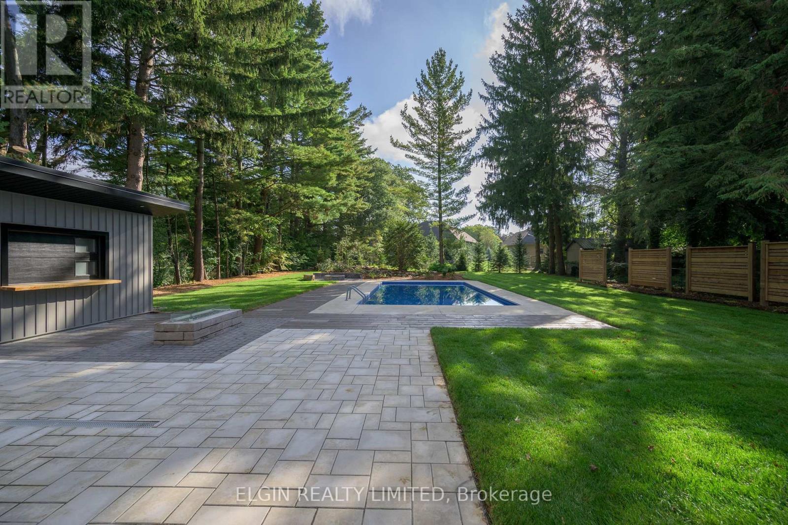 67 Crescent Avenue, Central Elgin, Ontario  N5P 2K3 - Photo 5 - X12822452