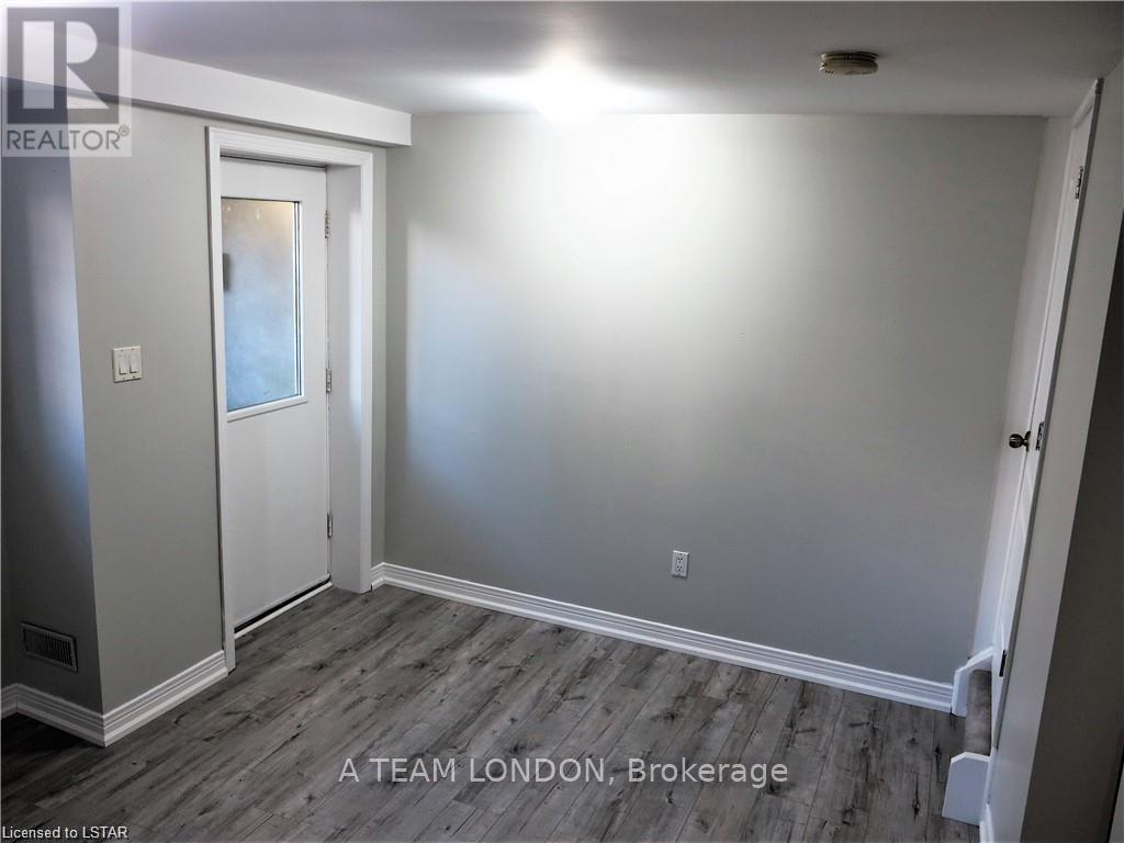3 & 4 - 39 Regina Street, London East, Ontario  N5Y 3B6 - Photo 39 - X12468174