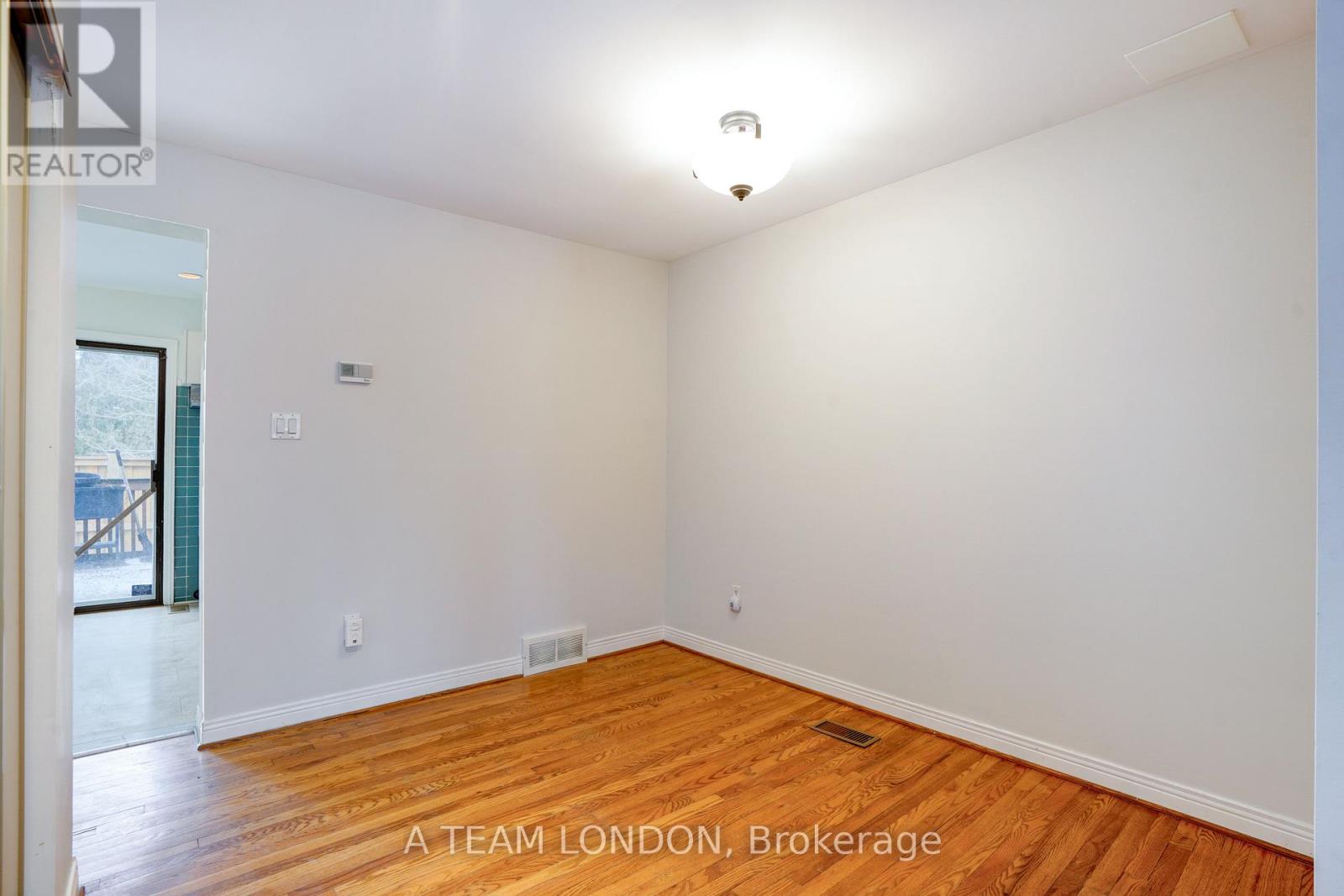 3 - 39 Regina Street, London East, Ontario  N5Y 3B6 - Photo 10 - X12702784