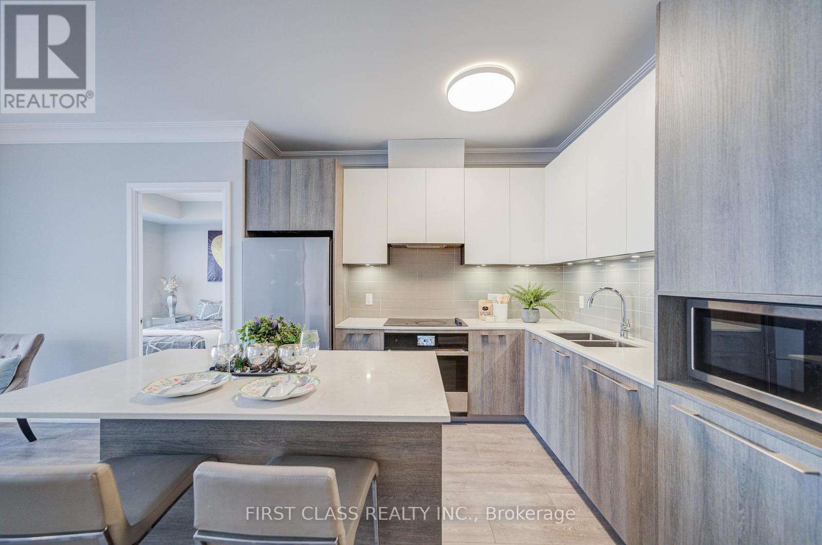 3106 - 18 Water Walk Drive, Markham, Ontario  L3R 6L5 - Photo 6 - N12751422