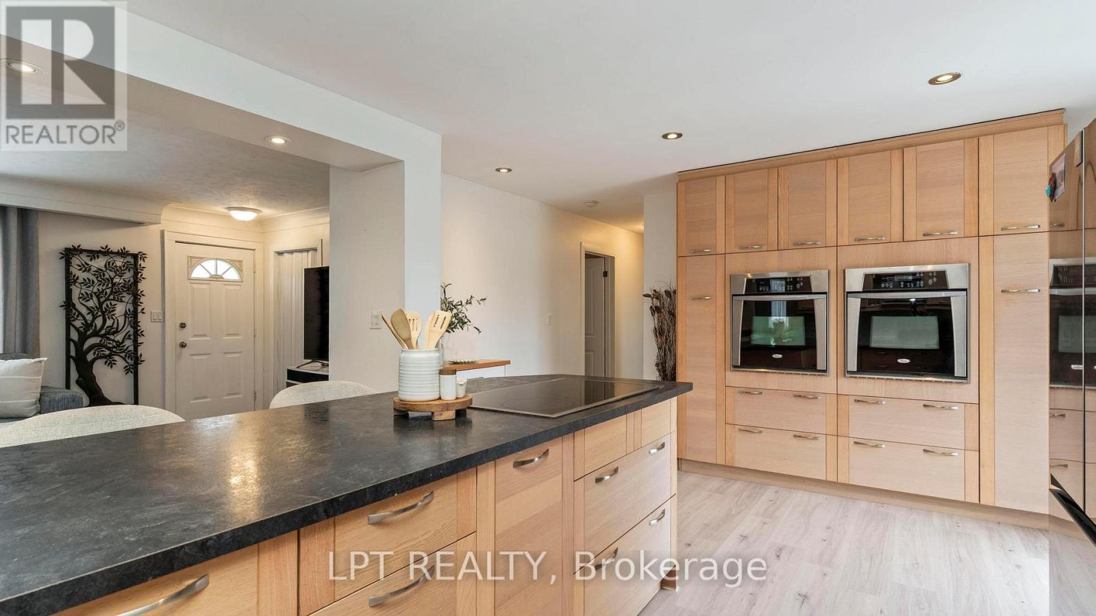 631 Elm Street, St. Thomas, Ontario  N5R 1K9 - Photo 7 - X12822400