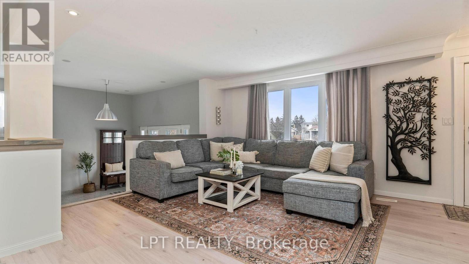 631 Elm Street, St. Thomas, Ontario  N5R 1K9 - Photo 2 - X12822400