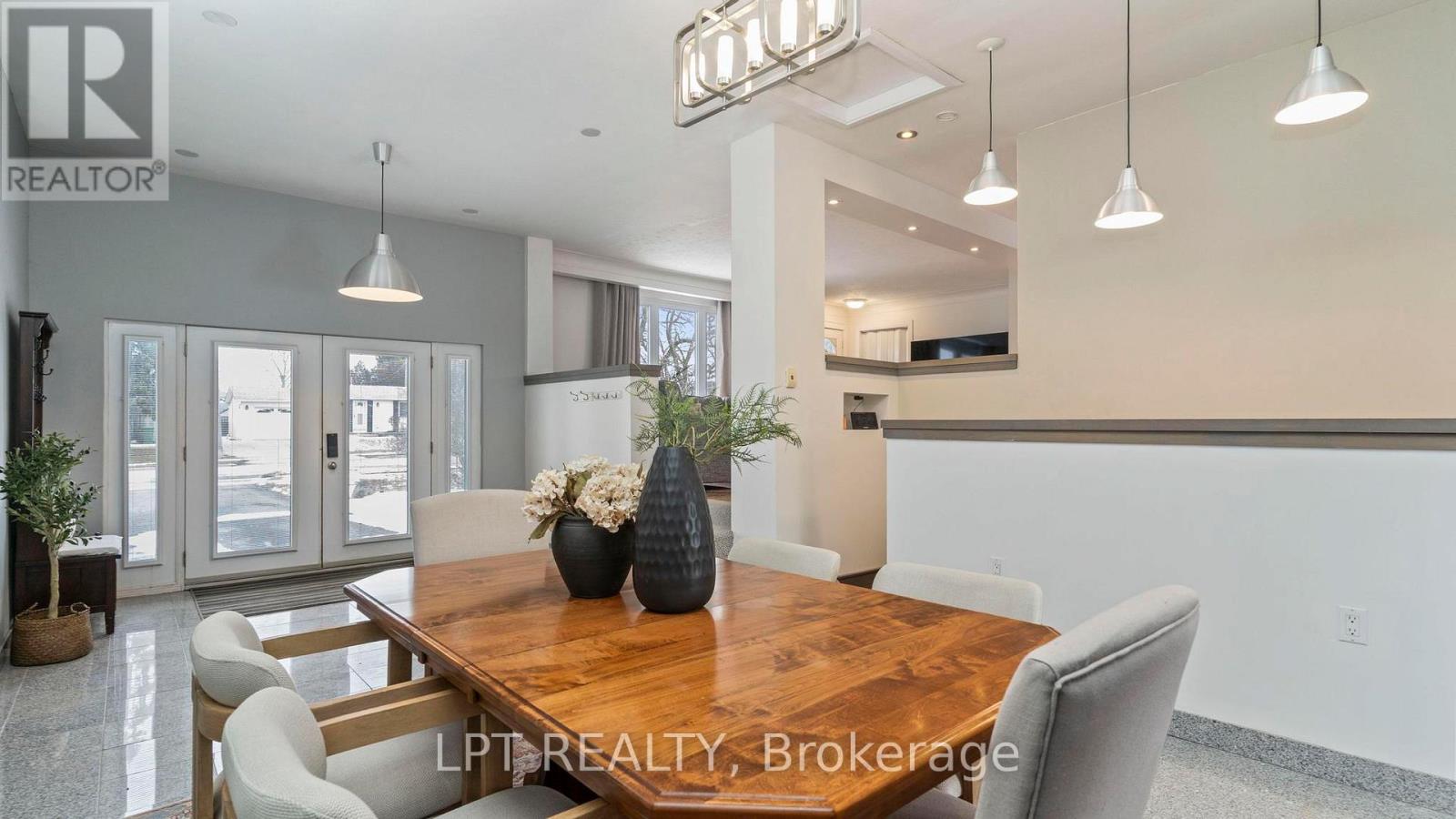 631 Elm Street, St. Thomas, Ontario  N5R 1K9 - Photo 9 - X12822400