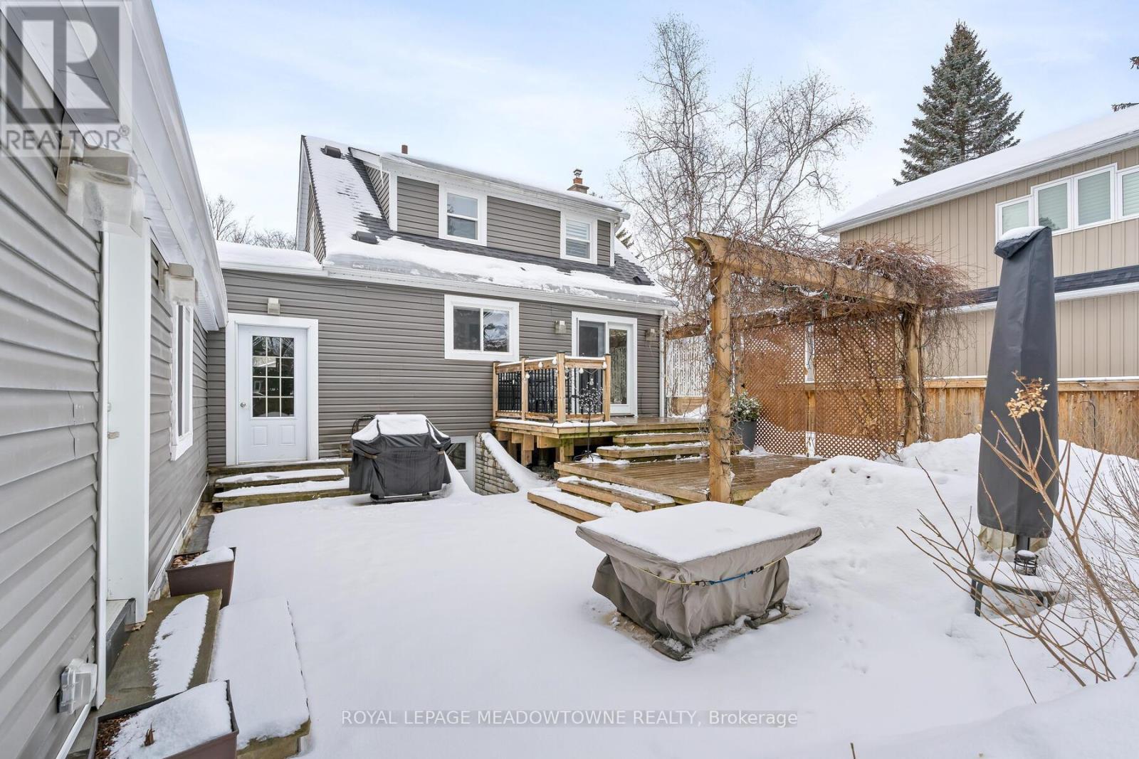 19 Union Street, Halton Hills, Ontario  L7G 3M1 - Photo 31 - W12822052