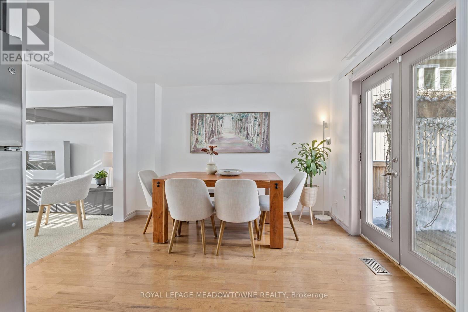 19 Union Street, Halton Hills, Ontario  L7G 3M1 - Photo 10 - W12822052