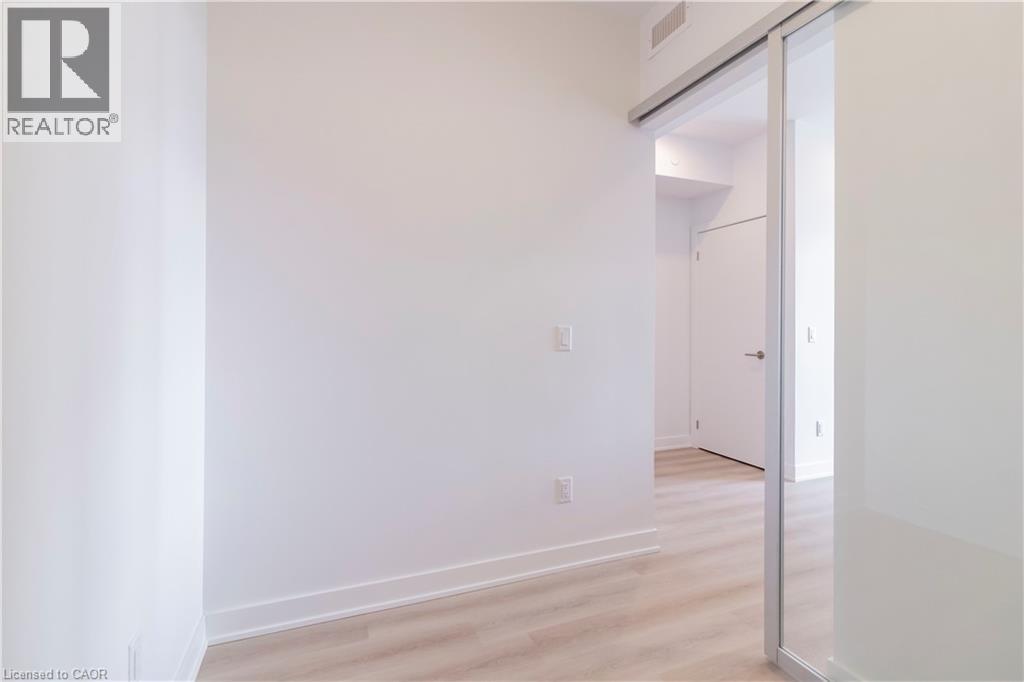 25 Wellington Street S Unit# 1514, Kitchener, Ontario  N2G 0G5 - Photo 20 - 40807460
