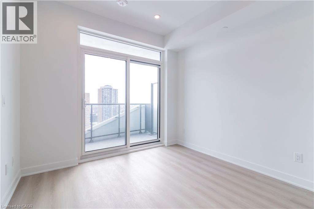 25 Wellington Street S Unit# 1514, Kitchener, Ontario  N2G 0G5 - Photo 3 - 40807460