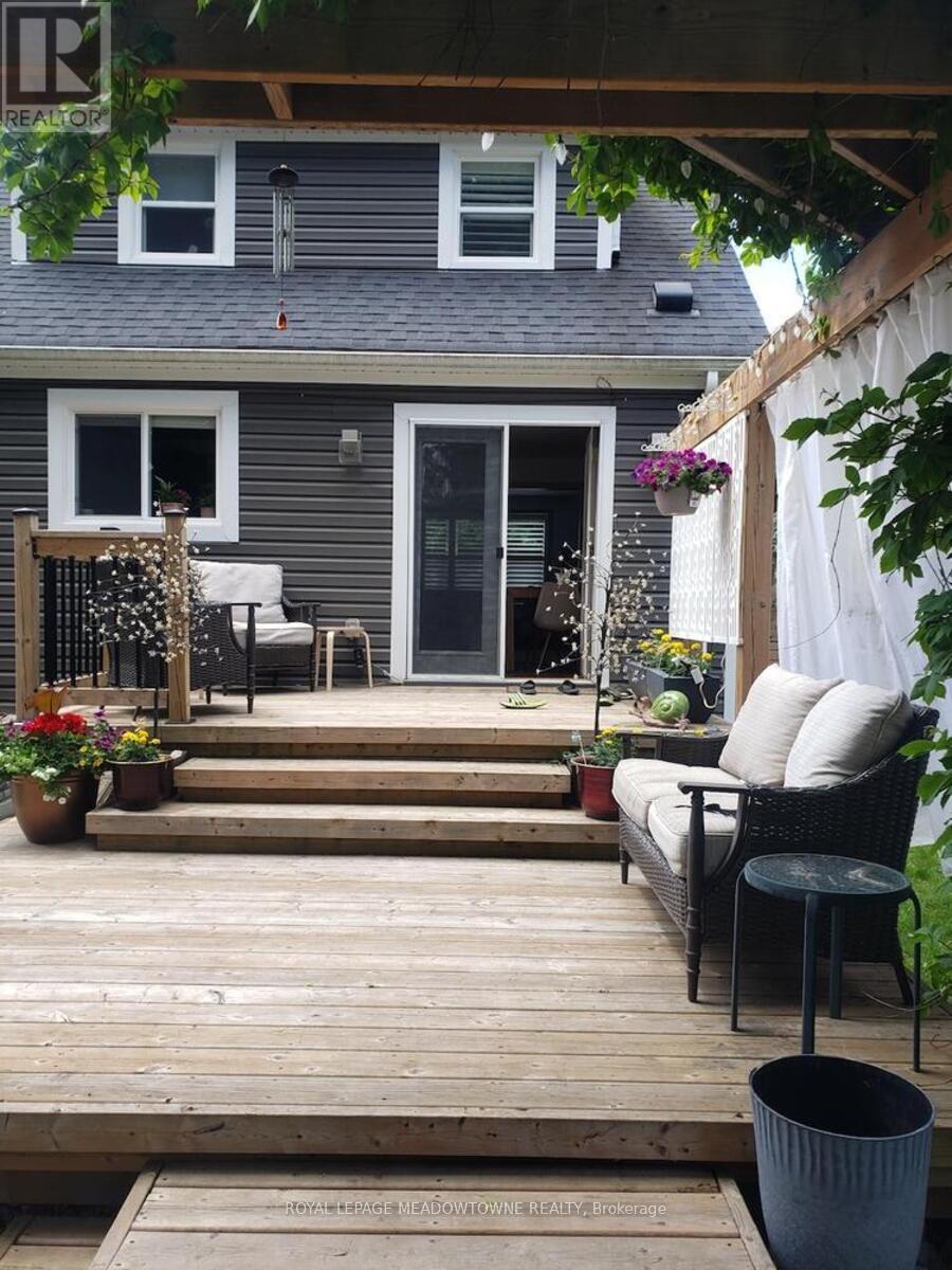 19 Union Street, Halton Hills, Ontario  L7G 3M1 - Photo 40 - W12822052