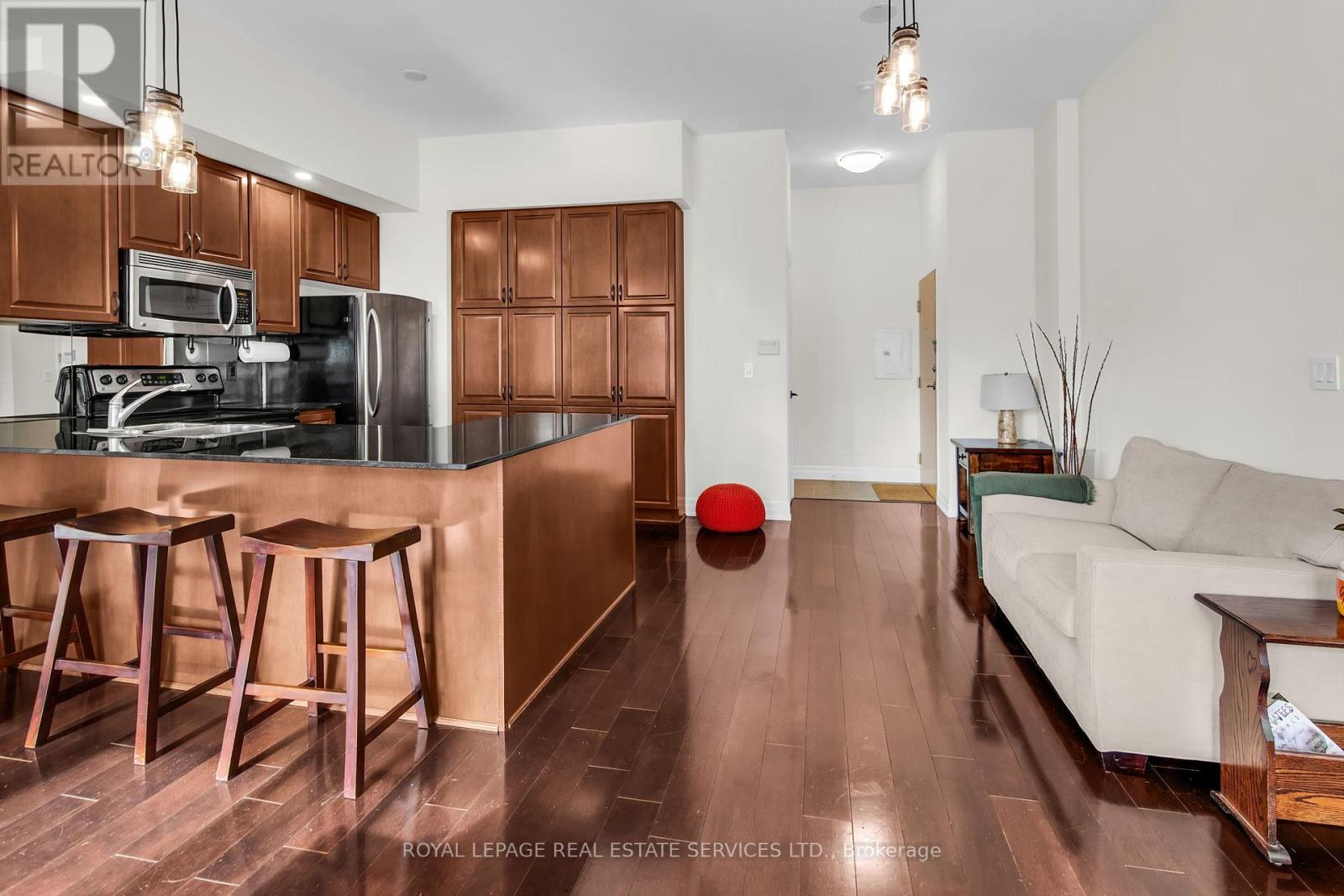 Ph105 - 8 Scollard Street, Toronto, Ontario  M5R 1M2 - Photo 11 - C12822380