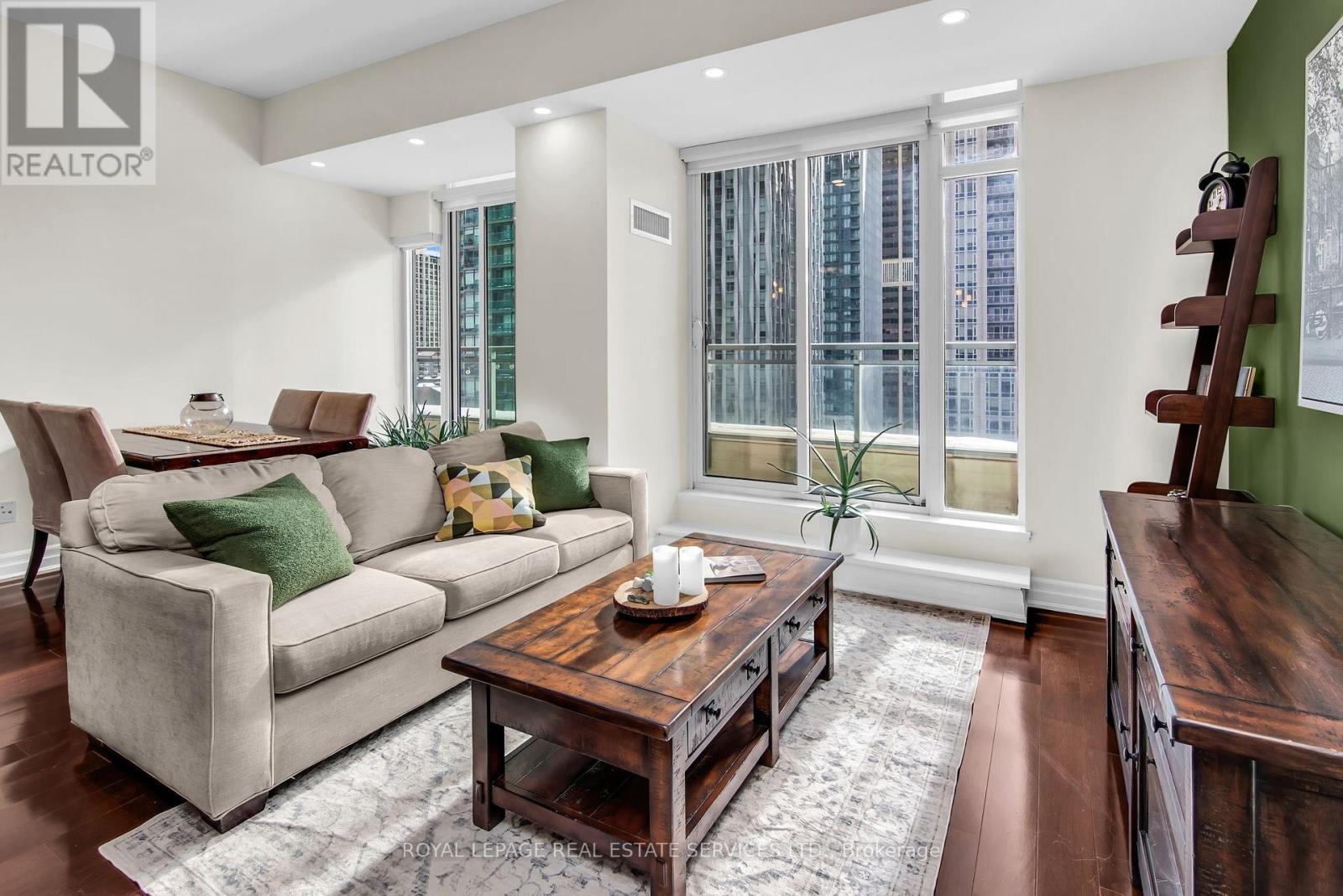 Ph105 - 8 Scollard Street, Toronto, Ontario  M5R 1M2 - Photo 17 - C12822380