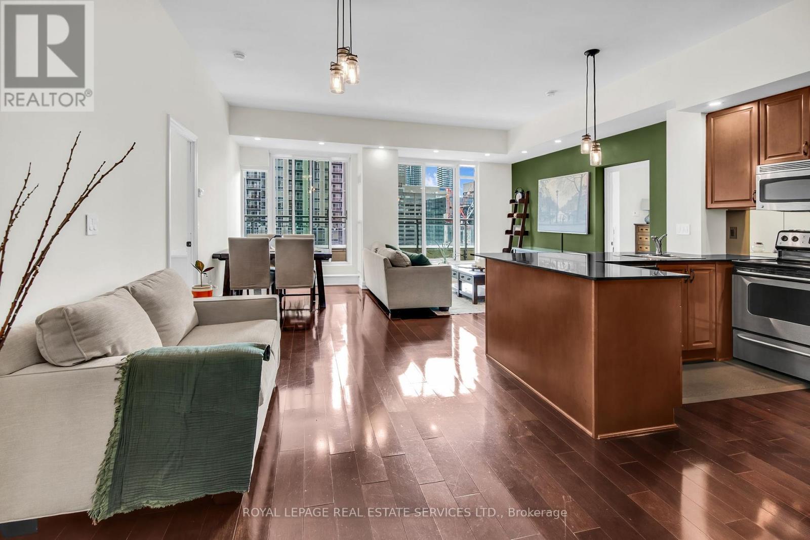 Ph105 - 8 Scollard Street, Toronto, Ontario  M5R 1M2 - Photo 5 - C12822380