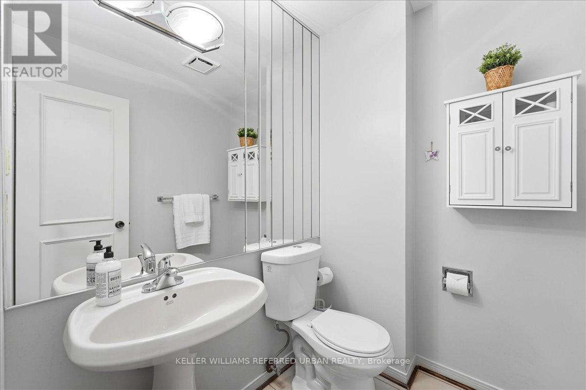 4458 Bathurst Street, Toronto, Ontario  M3H 3S2 - Photo 20 - C12822382