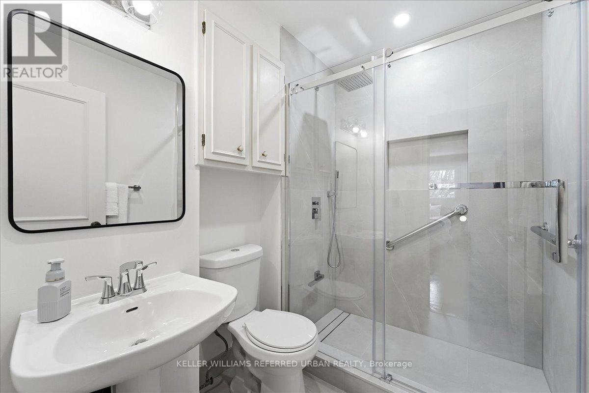 4458 Bathurst Street, Toronto, Ontario  M3H 3S2 - Photo 23 - C12822382