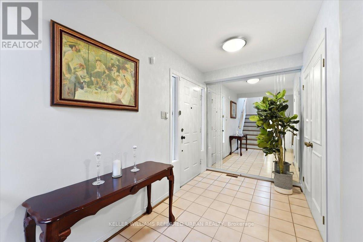 4458 Bathurst Street, Toronto, Ontario  M3H 3S2 - Photo 4 - C12822382