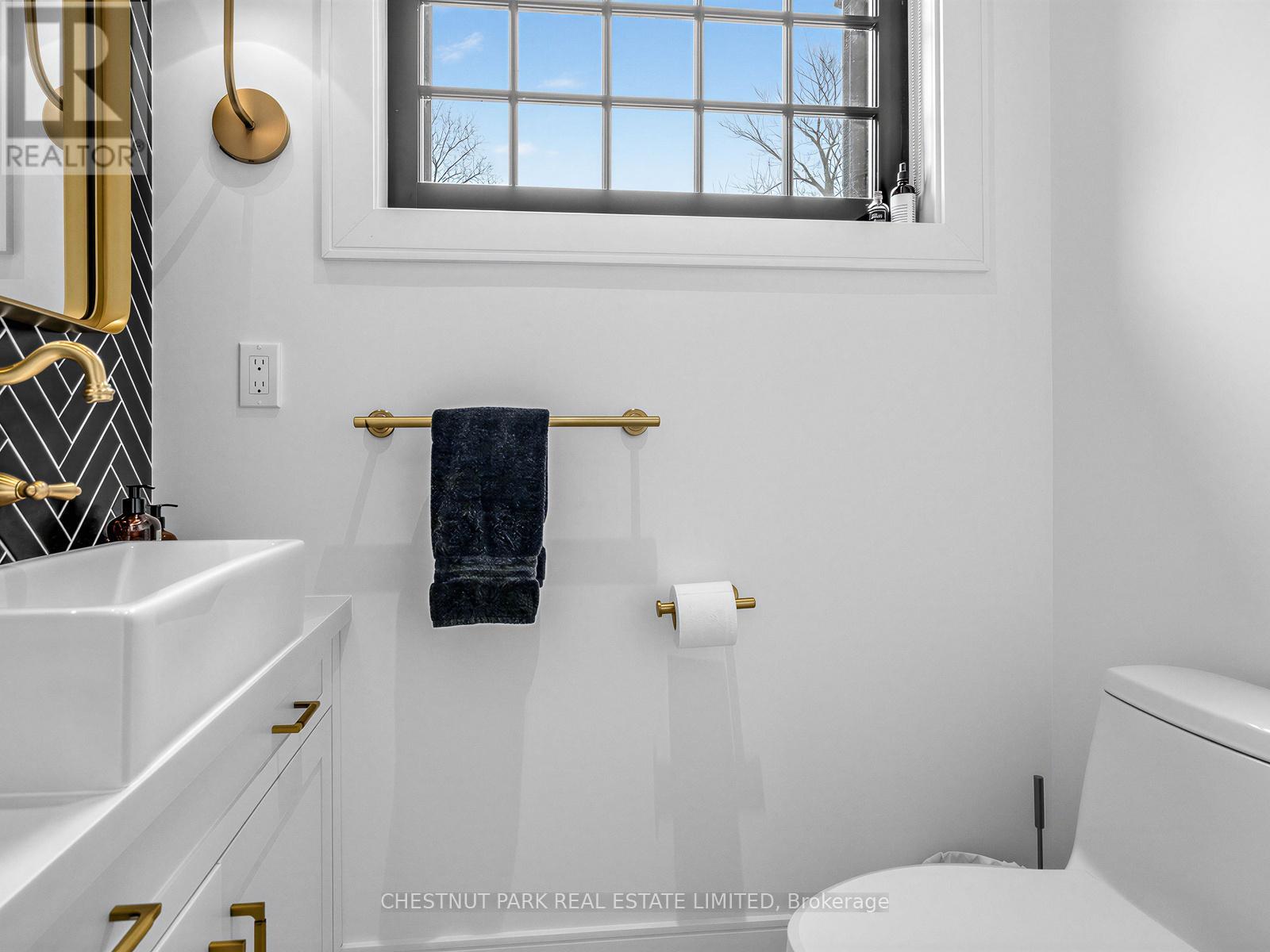 35 Castle Frank Road, Toronto (Rosedale-Moore Park), Ontario  M4W 2Z5 - Photo 18 - C12822464