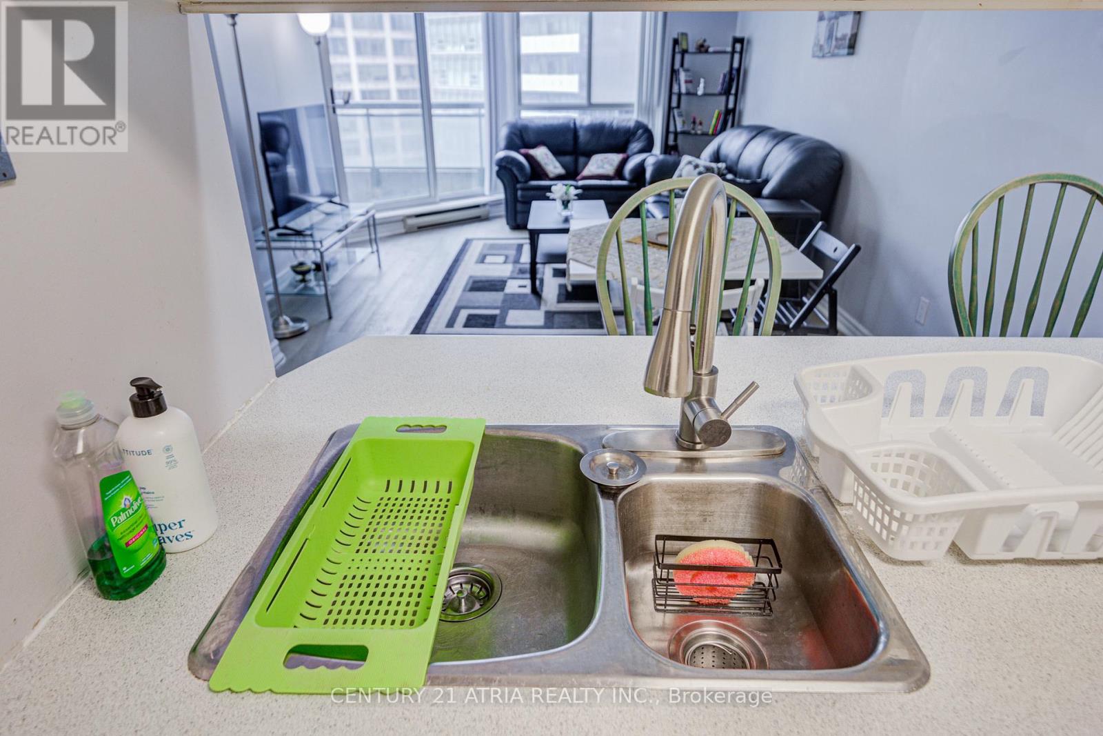 2002 - 38 Elm Street, Toronto (Bay Street Corridor), Ontario  M5G 2K5 - Photo 14 - C12822534