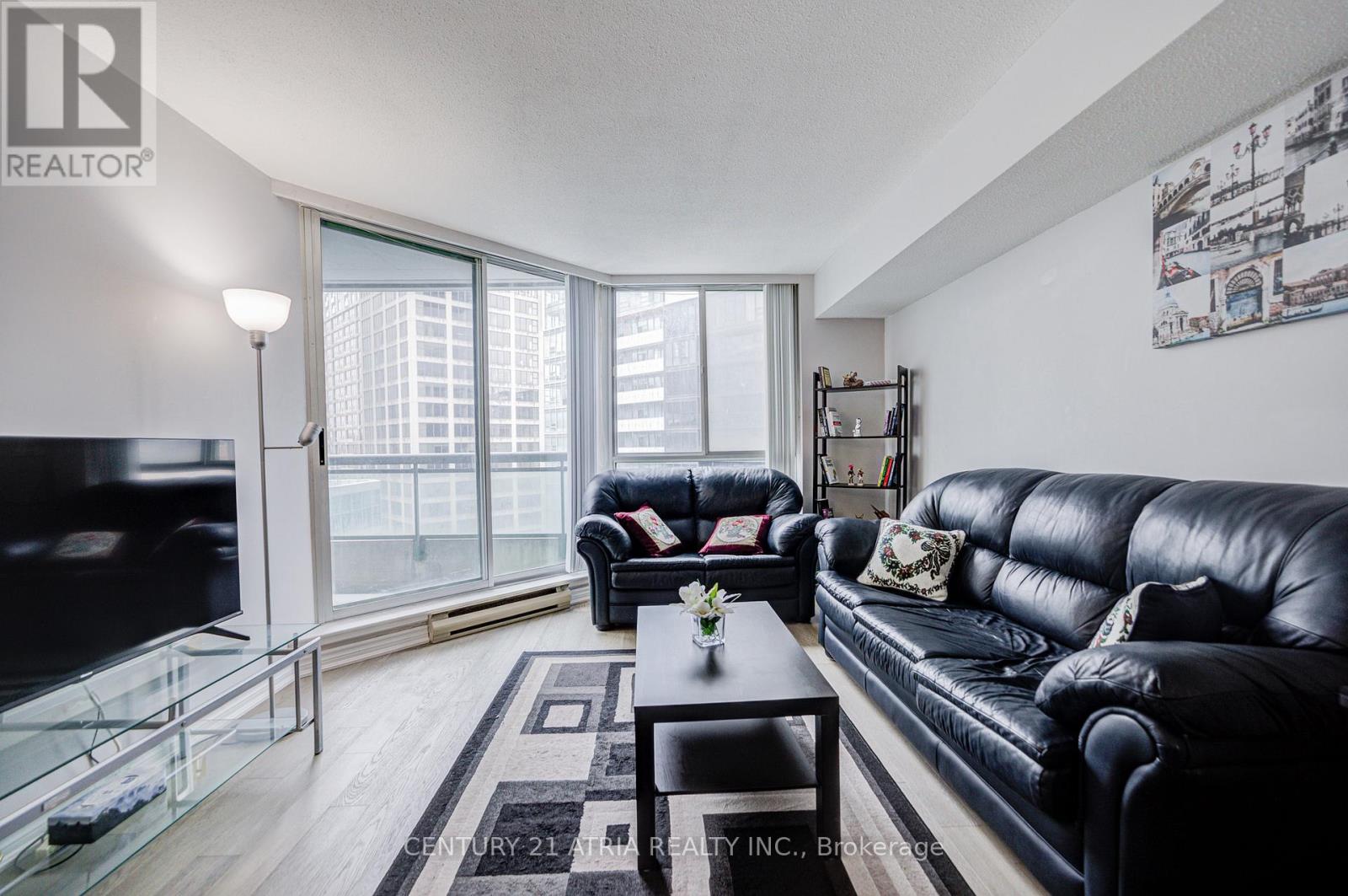 2002 - 38 Elm Street, Toronto (Bay Street Corridor), Ontario  M5G 2K5 - Photo 25 - C12822534